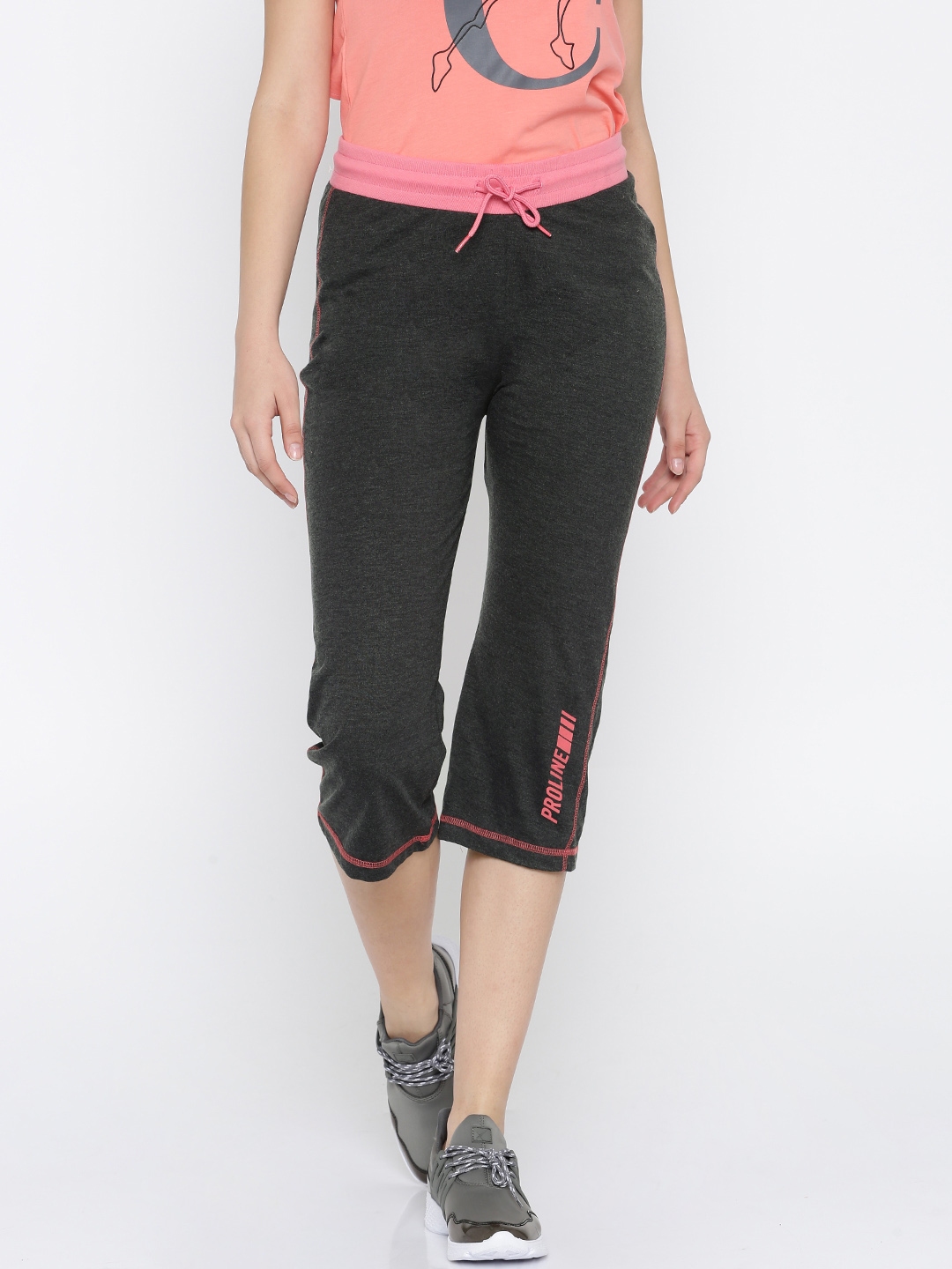womens grey capris