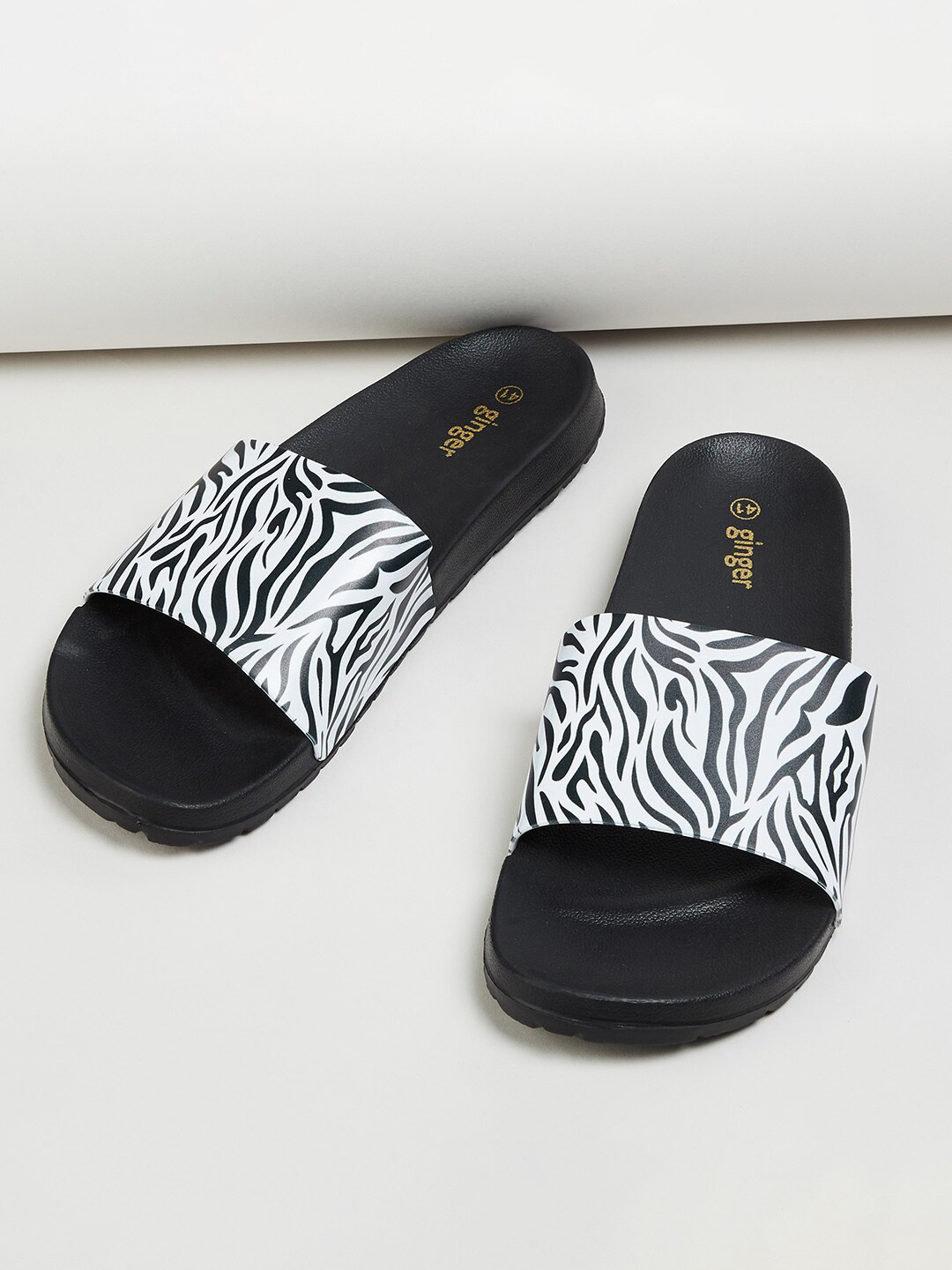Buy Ginger By Lifestyle Women Black & White Printed Sliders Flip