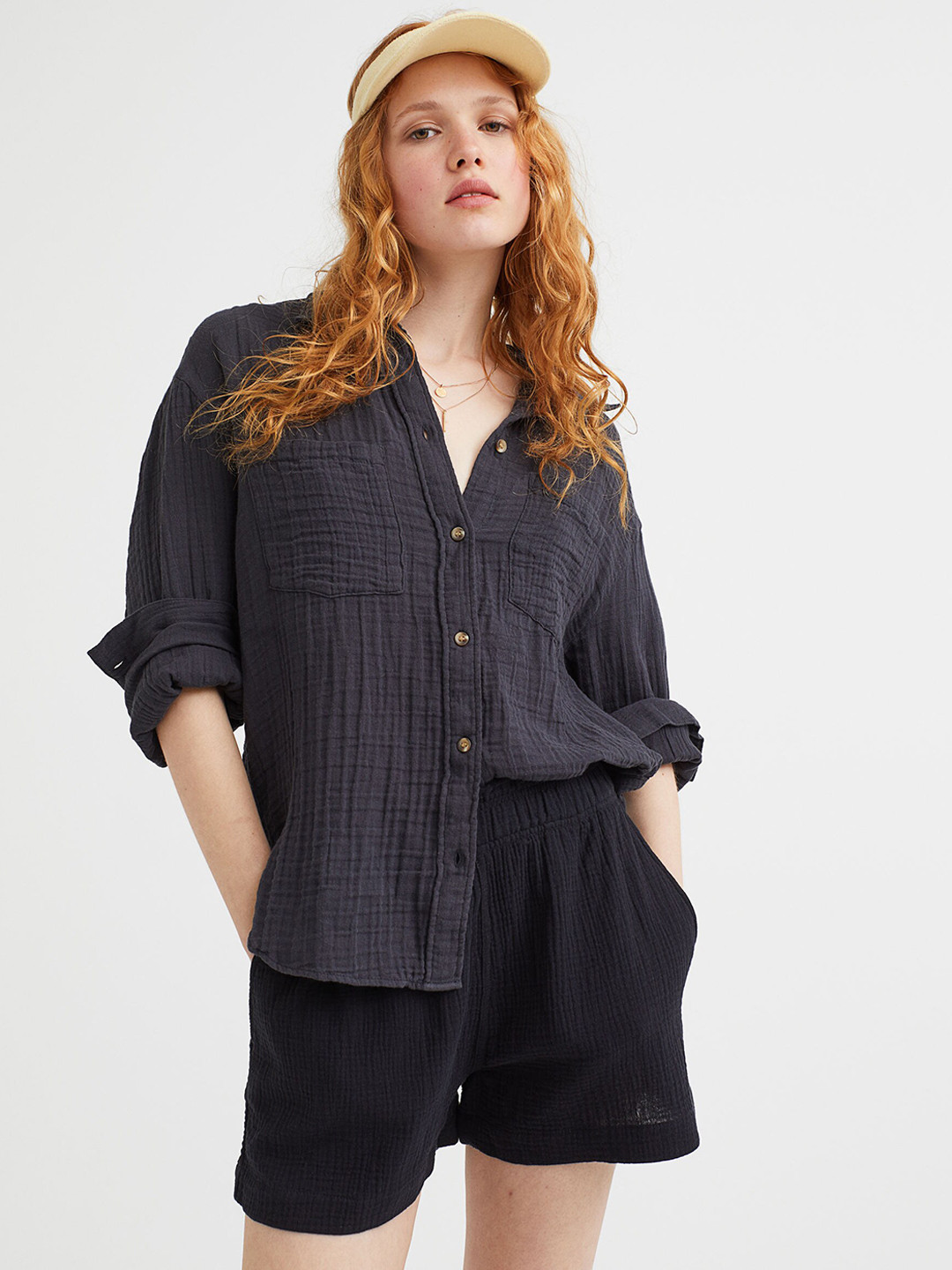 Buy H&M Women Black Solid Regular Crinkled Cotton Shorts Shorts for