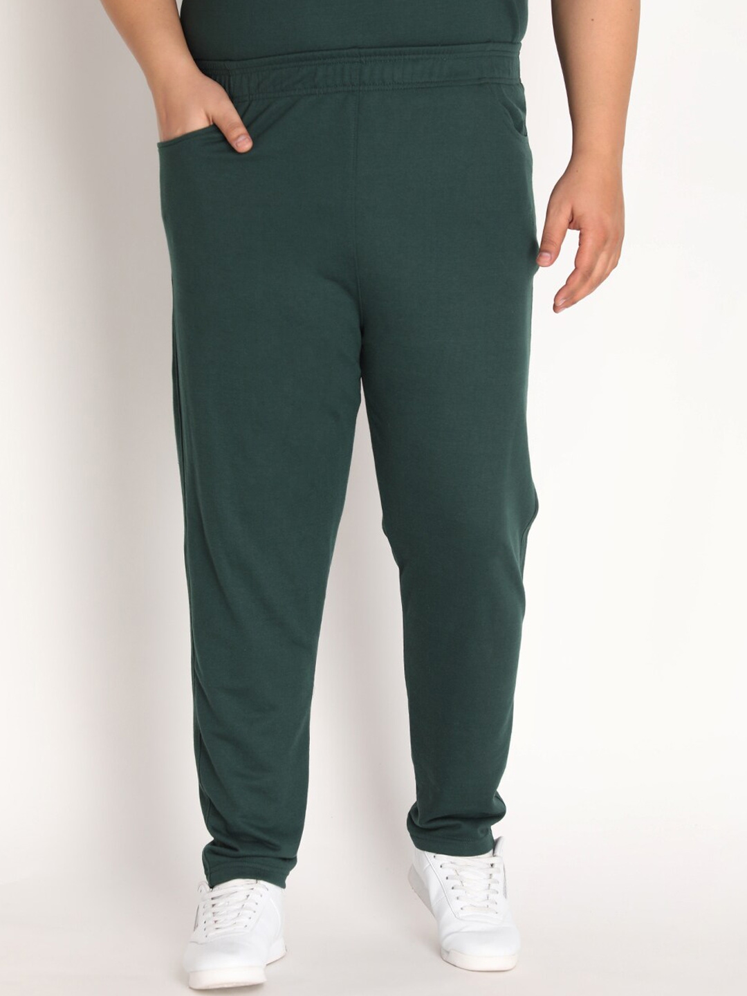 46 size track pants