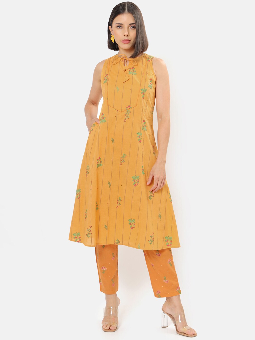 saaki kurta set