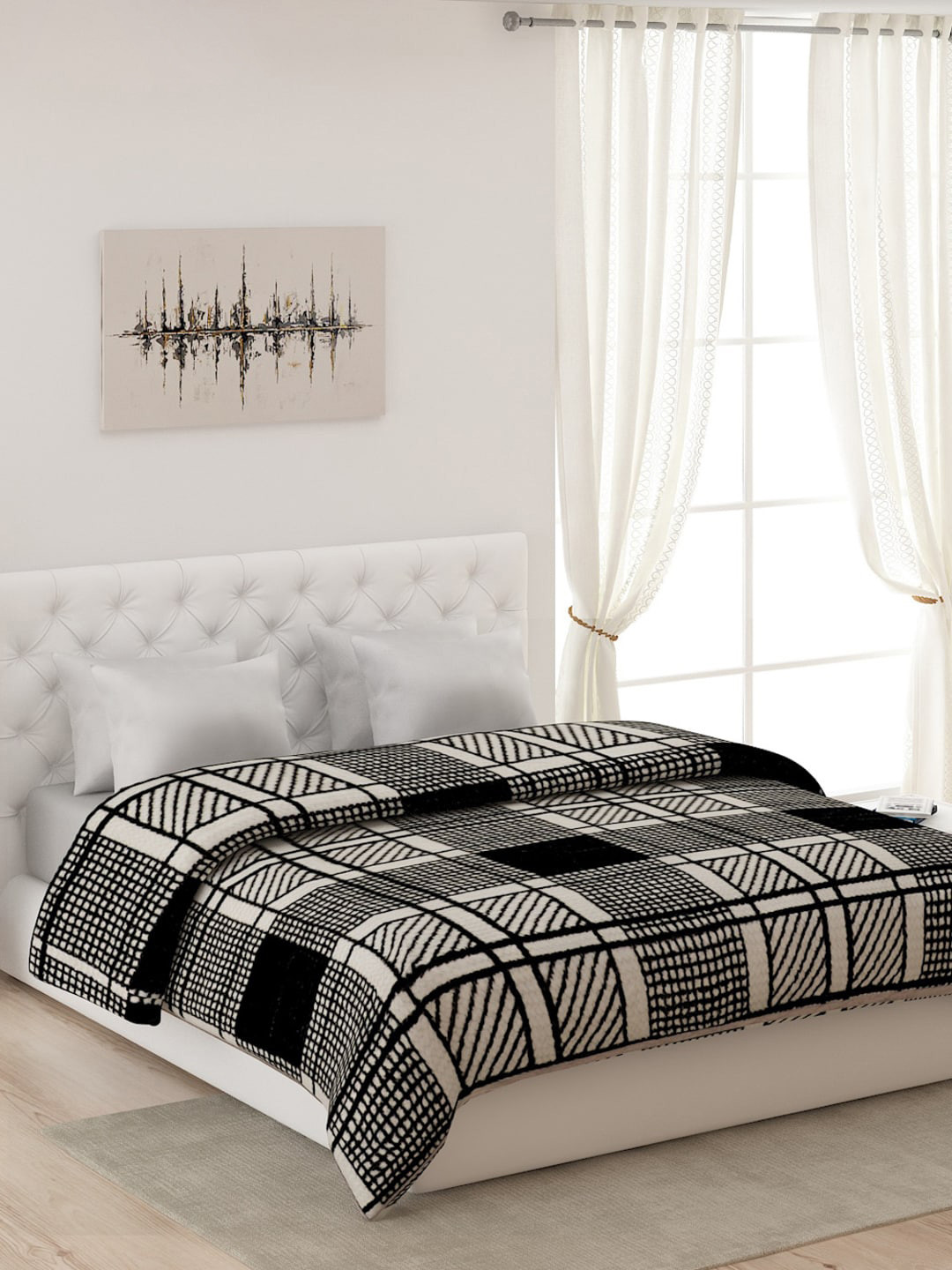 Buy Monte Carlo Black & Off White Geometric Heavy Winter Double Bed