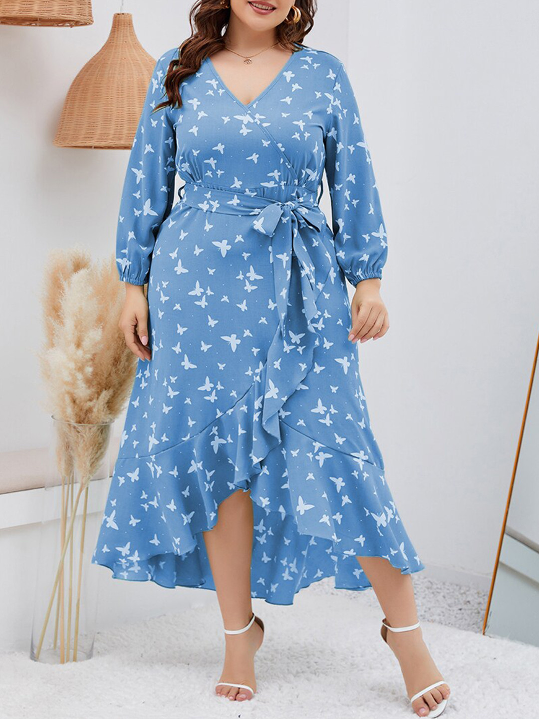 Buy URBANIC Blue Floral Printed Midi Dress Dresses for Women 18700408