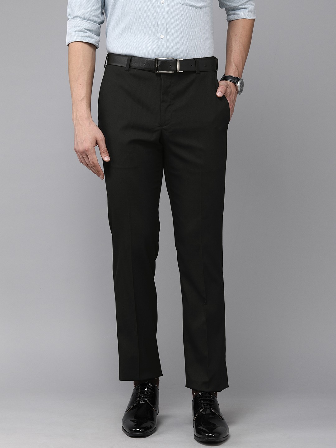 Buy Park Avenue Men Black Solid Smart Fit Trousers - Trousers for Men ...