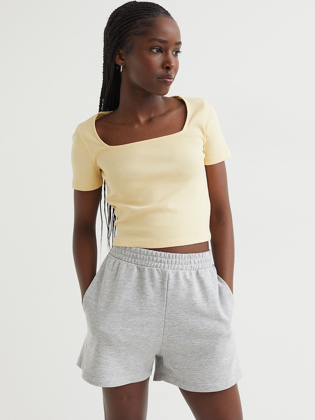 Buy H&M Women Grey Melange Sweatshorts - Shorts for Women 18747142 | Myntra