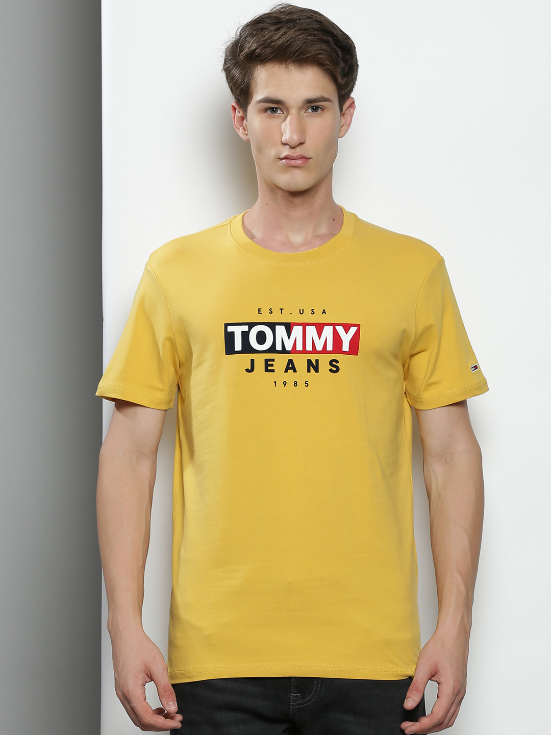 Buy Tommy Hilfiger Men Mustard Yellow & White Brand Logo Printed Slim