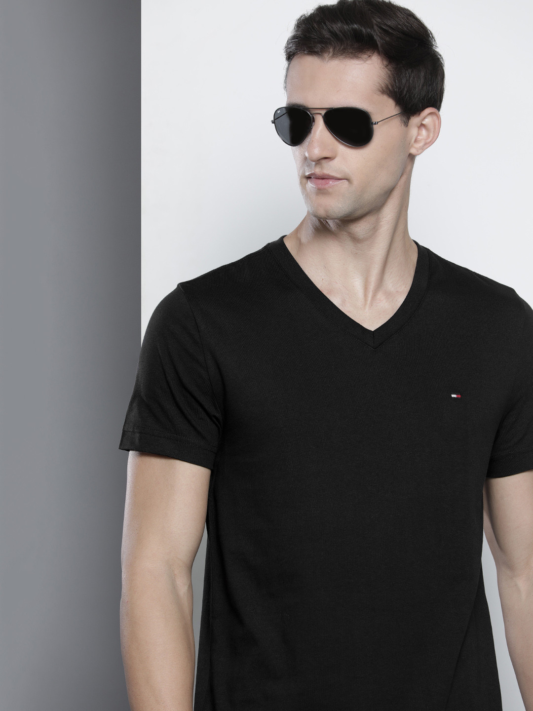 Buy Tommy Hilfiger Men Black Solid V Neck Pure Cotton Slim Fit T Shirt
