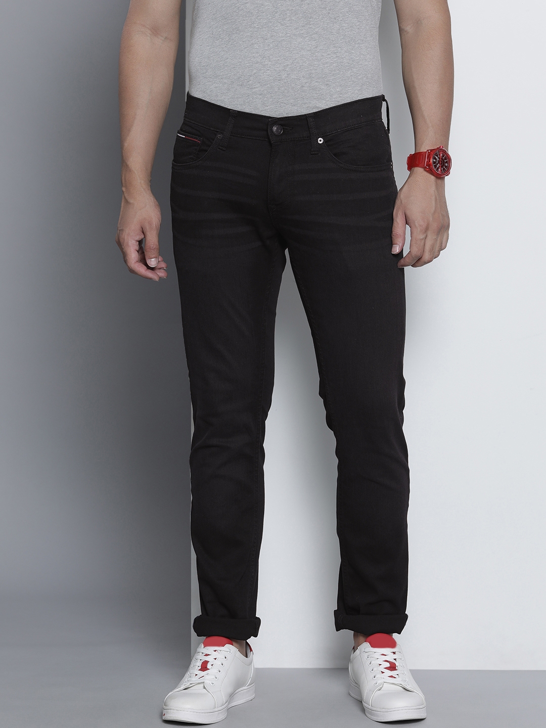 black stretchable jeans