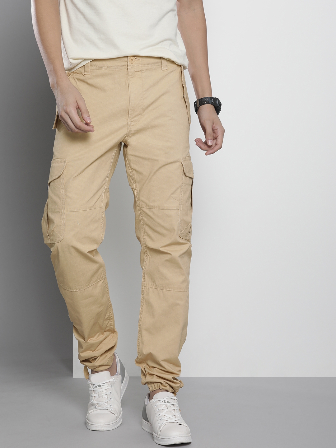 relaxed fit cargos