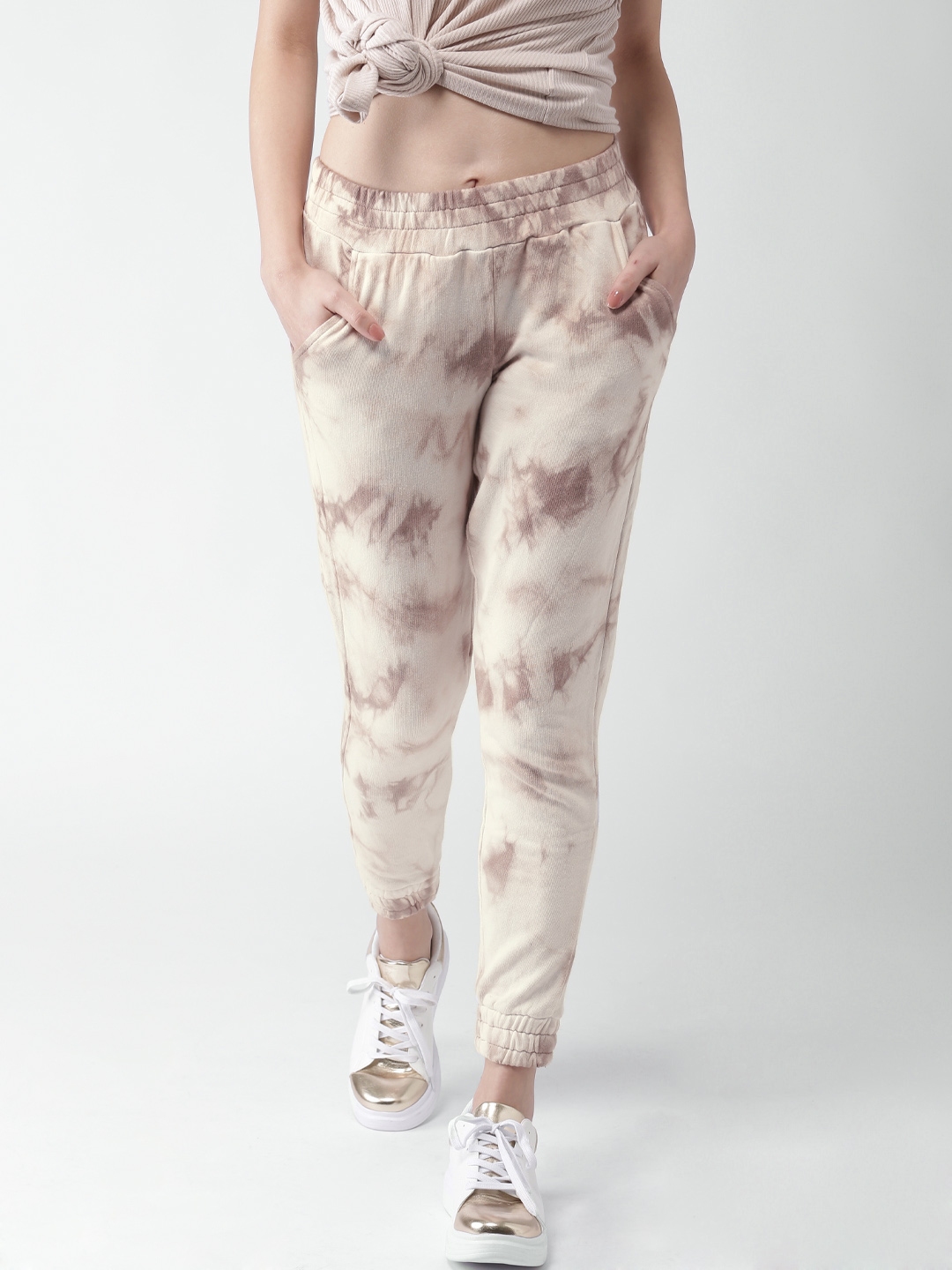 jogger pants myntra