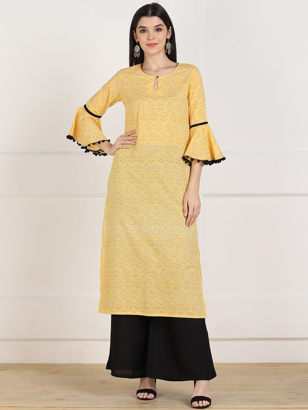 Women Blue & Yellow Geometric Printed Keyhole Neck Kurta