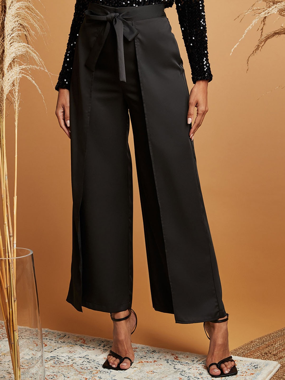 Buy Styli Women Black Wide Leg Trouser With Wrap And Tie Belt Detail ...