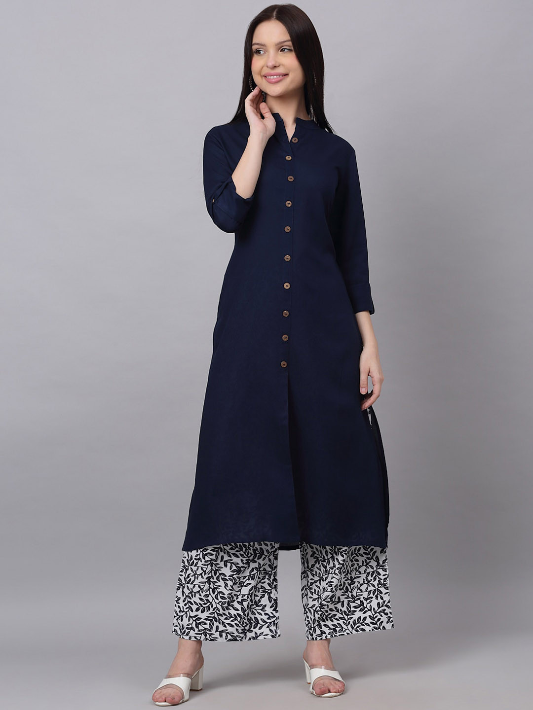 Buy DORIYA Women Navy Blue Panelled Kurti With Palazzos Kurta Sets