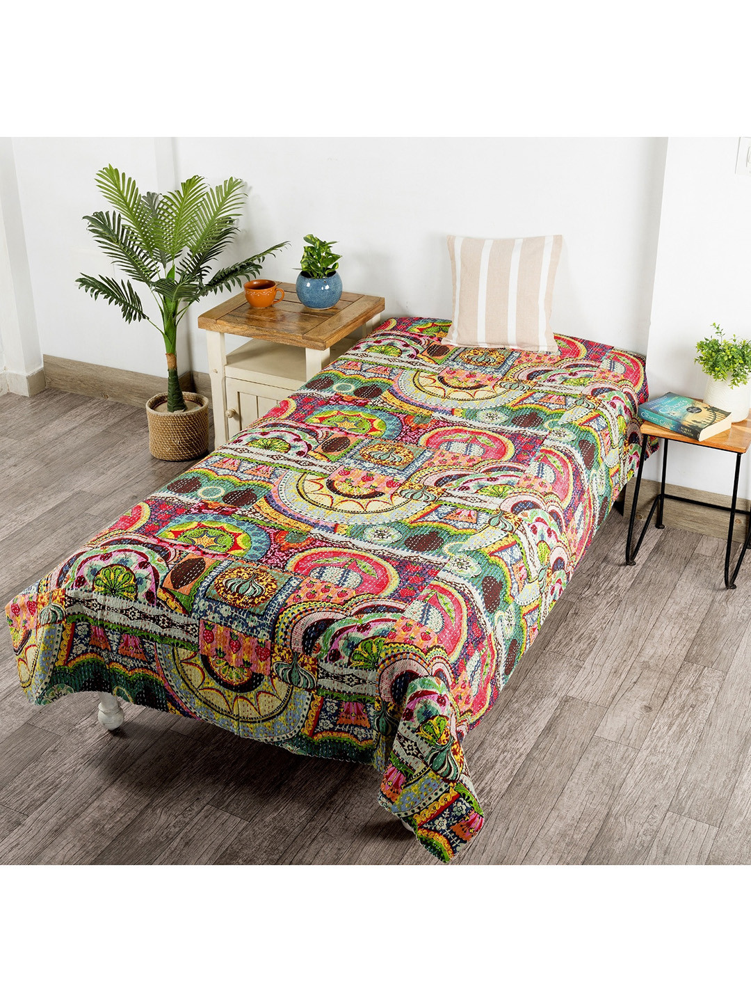 Buy HANDICRAFT PALACE Multicoloured Abstract Printed Kantha Quilted