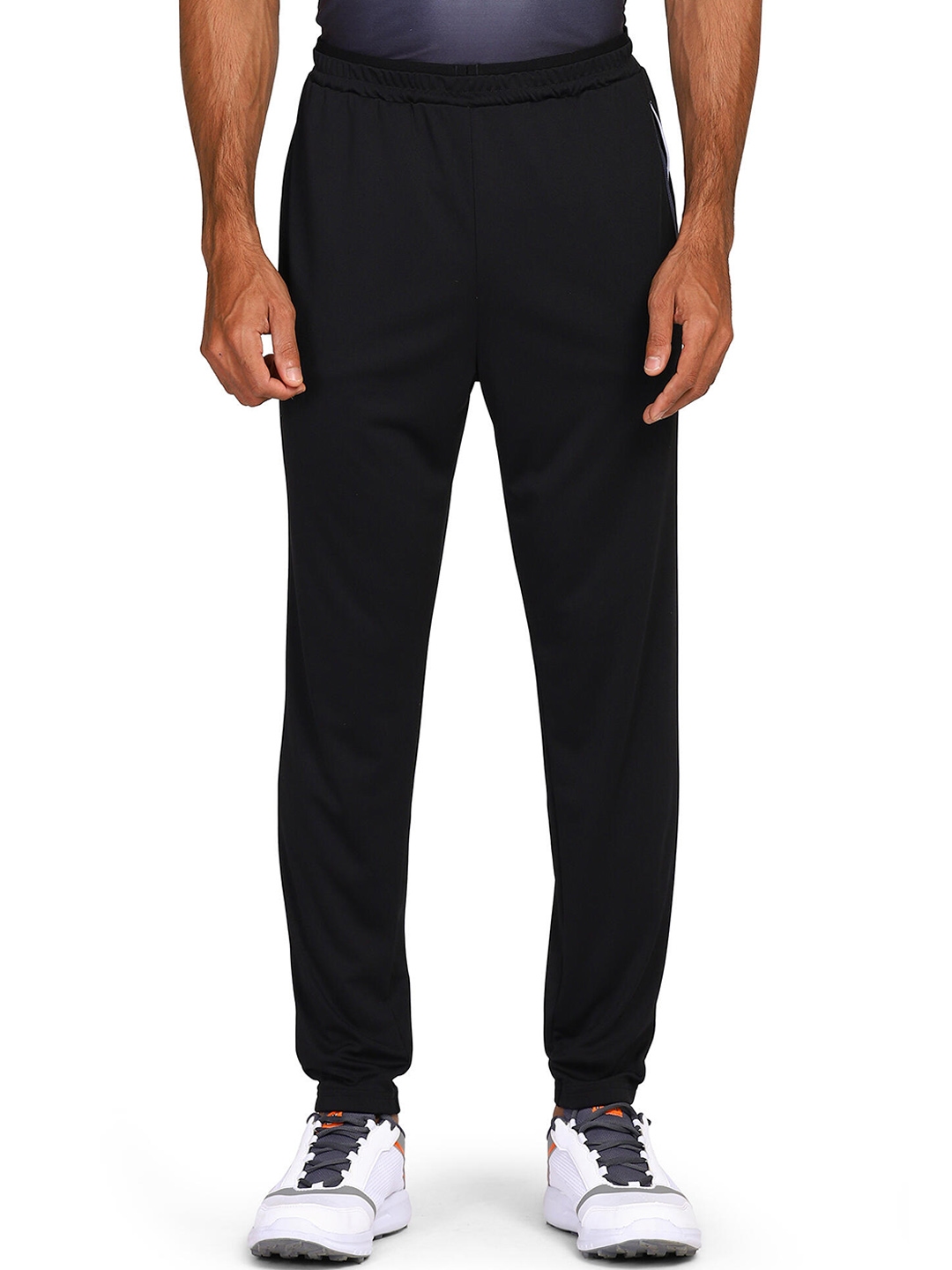 track pants in decathlon