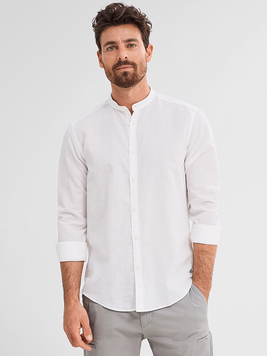Buy ESPRIT Men White Slim Fit Solid Casual Shirt - Shirts for Men ...