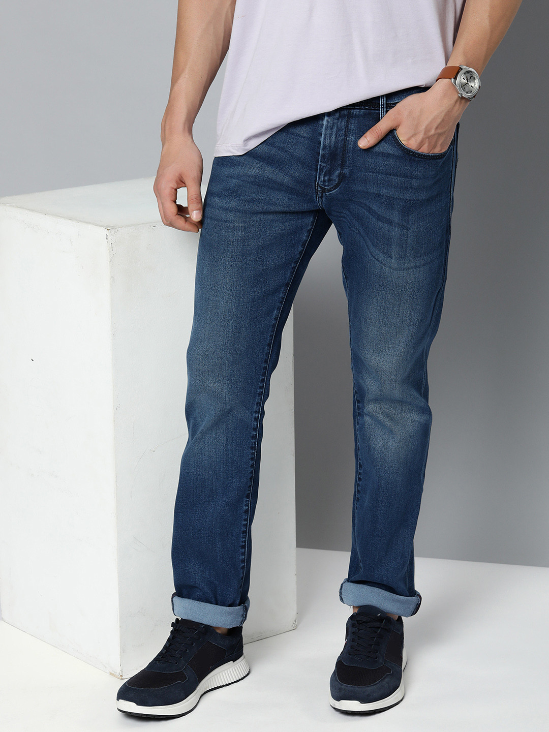 Buy Levis Men Blue 65504 Skinny Fit Mid Rise Light Fade Stretchable