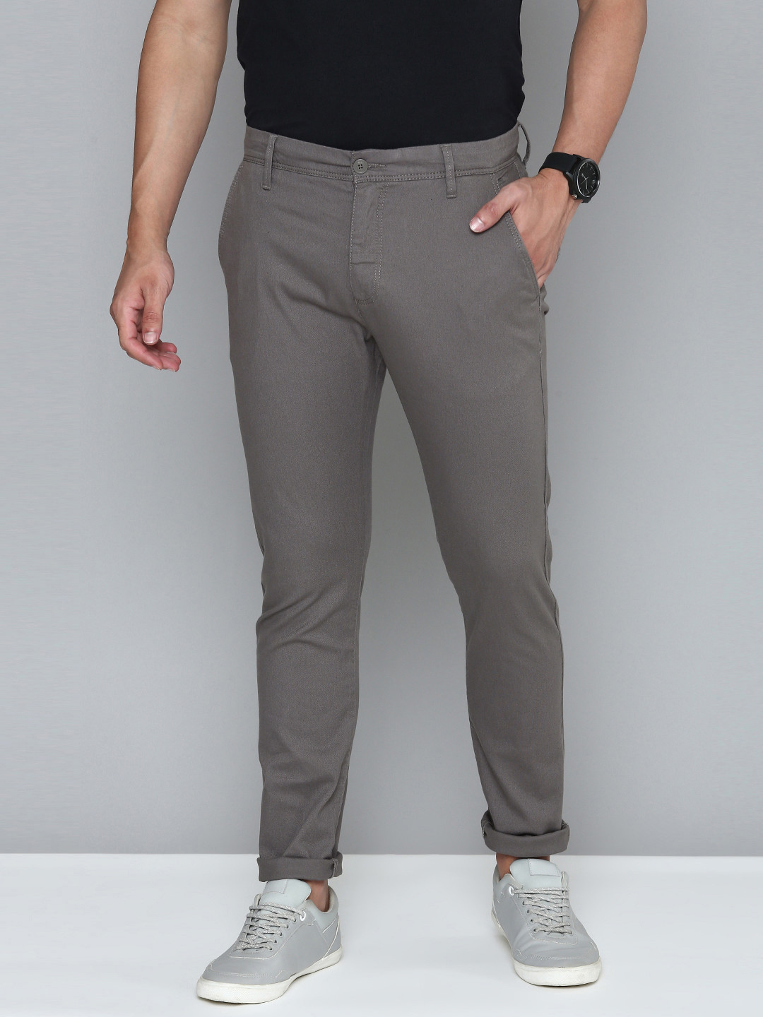 Buy Levis Men Grey Solid 512 Slim Tapered Fit Chinos - Trousers for Men ...