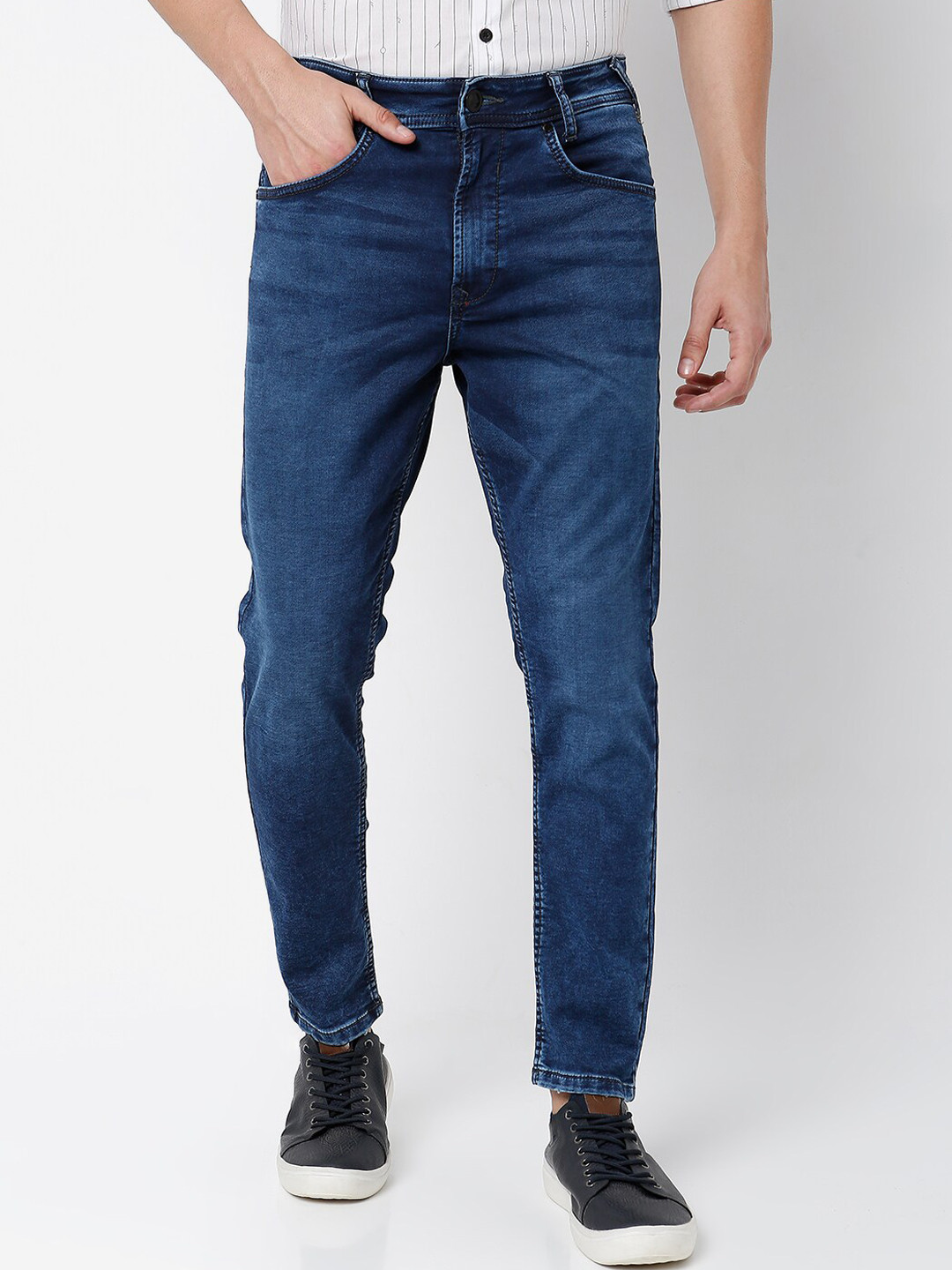 Buy Mufti Men Blue Carrot Light Fade Stretchable Jeans Jeans for Men