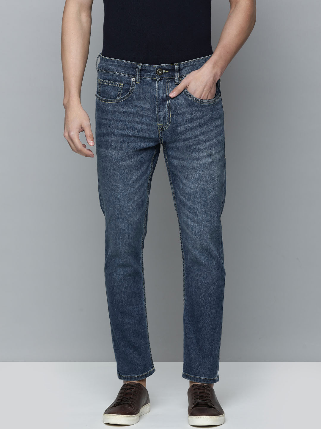 Buy Flying Machine Men Blue Slim Fit Light Fade Stretchable Jeans ...