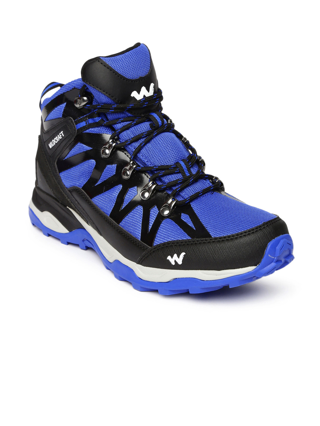 wildcraft trekking shoes waterproof
