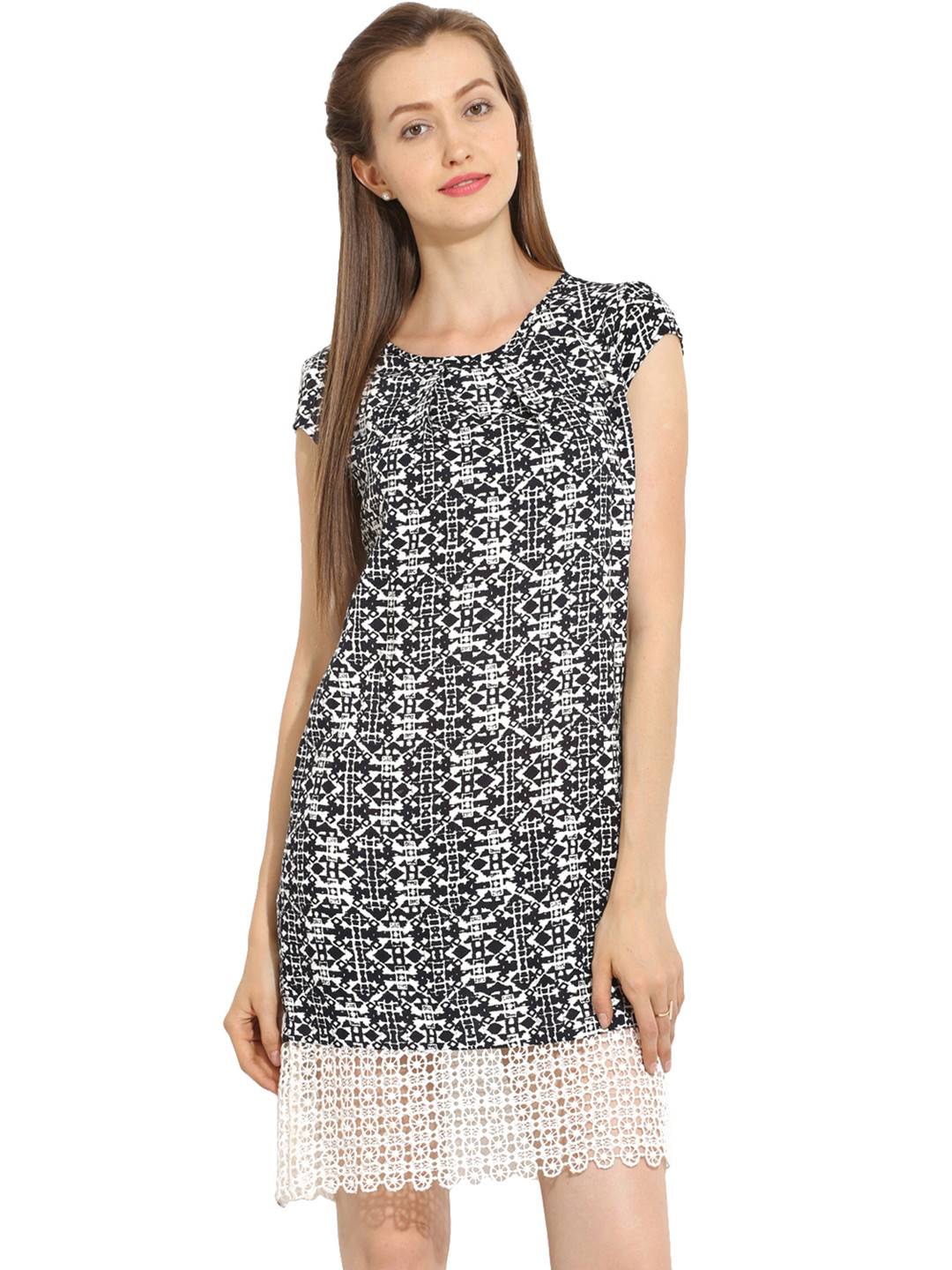 Buy Paprika Women Black Printed Sheath Dress Dresses for Women