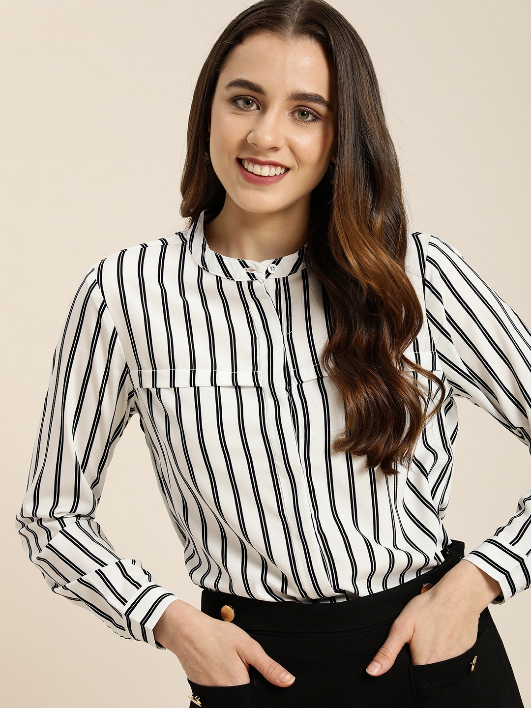black t shirt and white pants