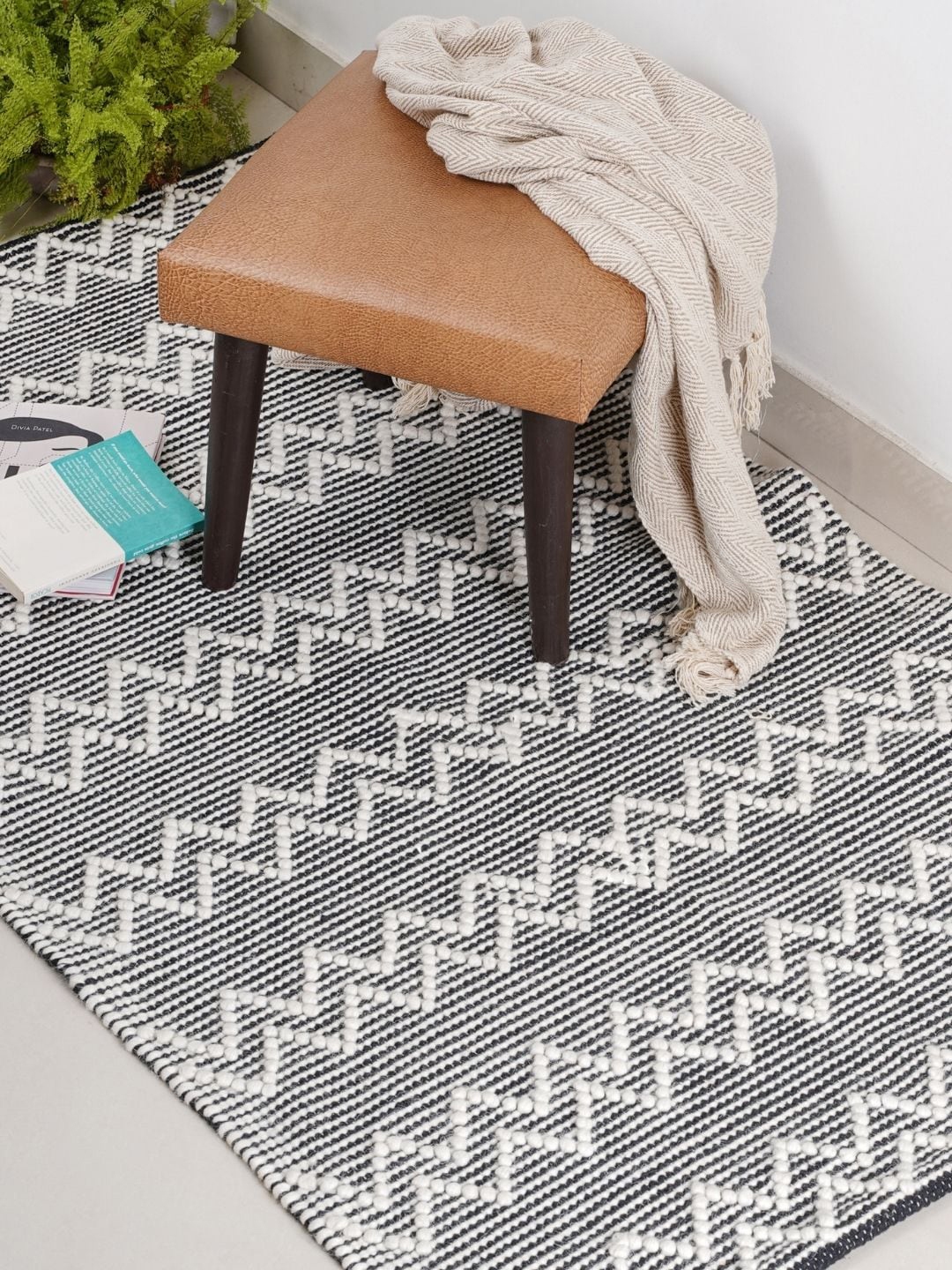 Buy Nestasia Black & White Zig Zag Carpet Carpets for Unisex 19094266