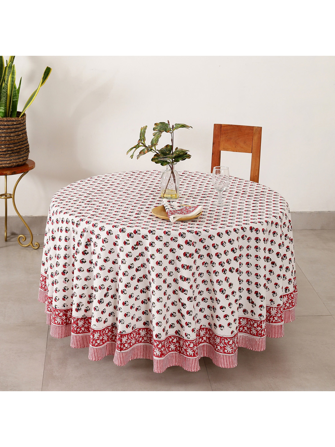 Buy HANDICRAFT PALACE Red & White Floral Printed 4 Seater Round Cotton