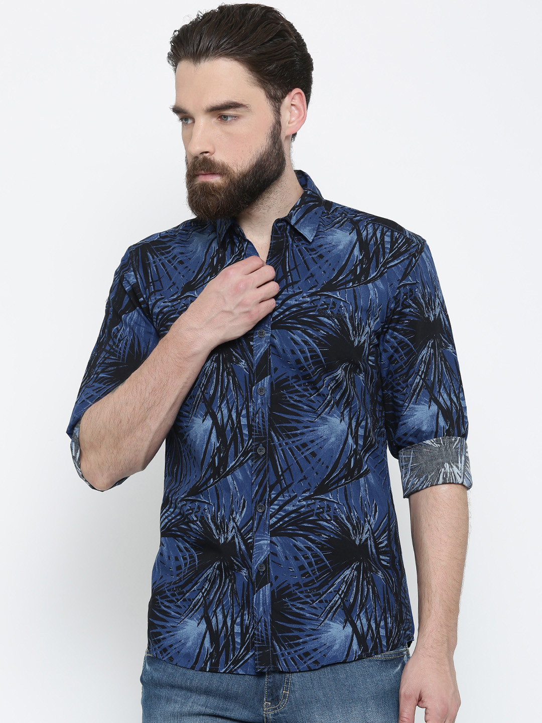 Buy Wrangler Men Blue & Black Slim Fit Printed Casual Shirt - Shirts