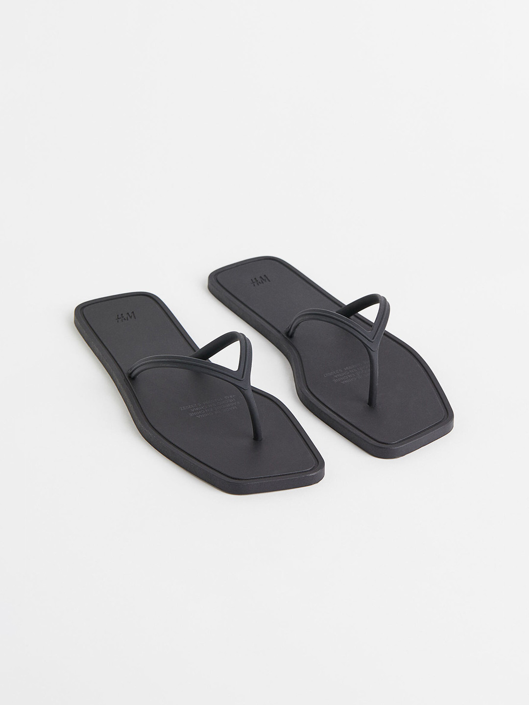 Buy H&M Women Black Flip Flops Flip Flops for Women 19202018 Myntra