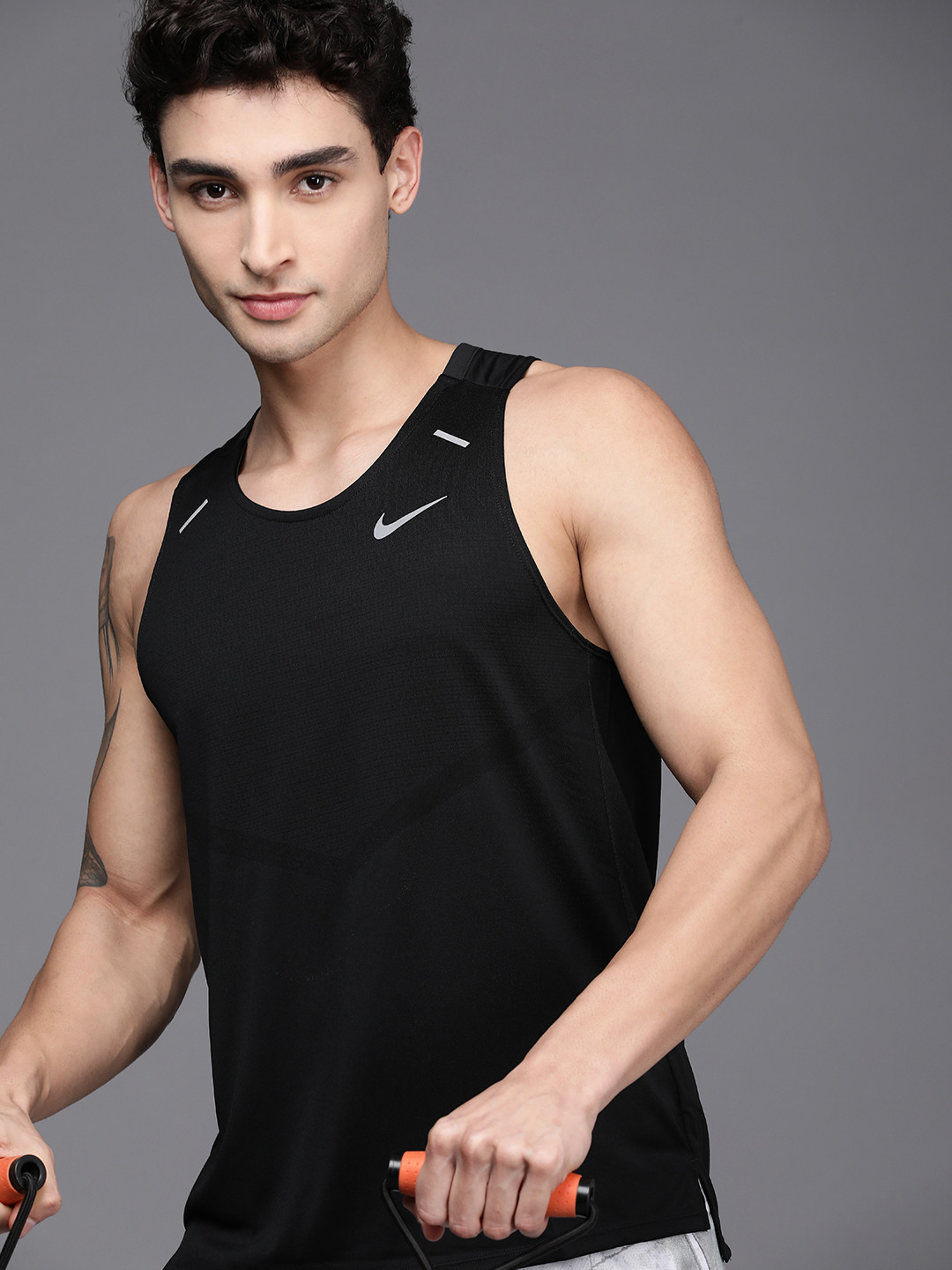 Buy Nike Men Black Solid DF RISE 365 TANK Running T Shirt Tshirts for