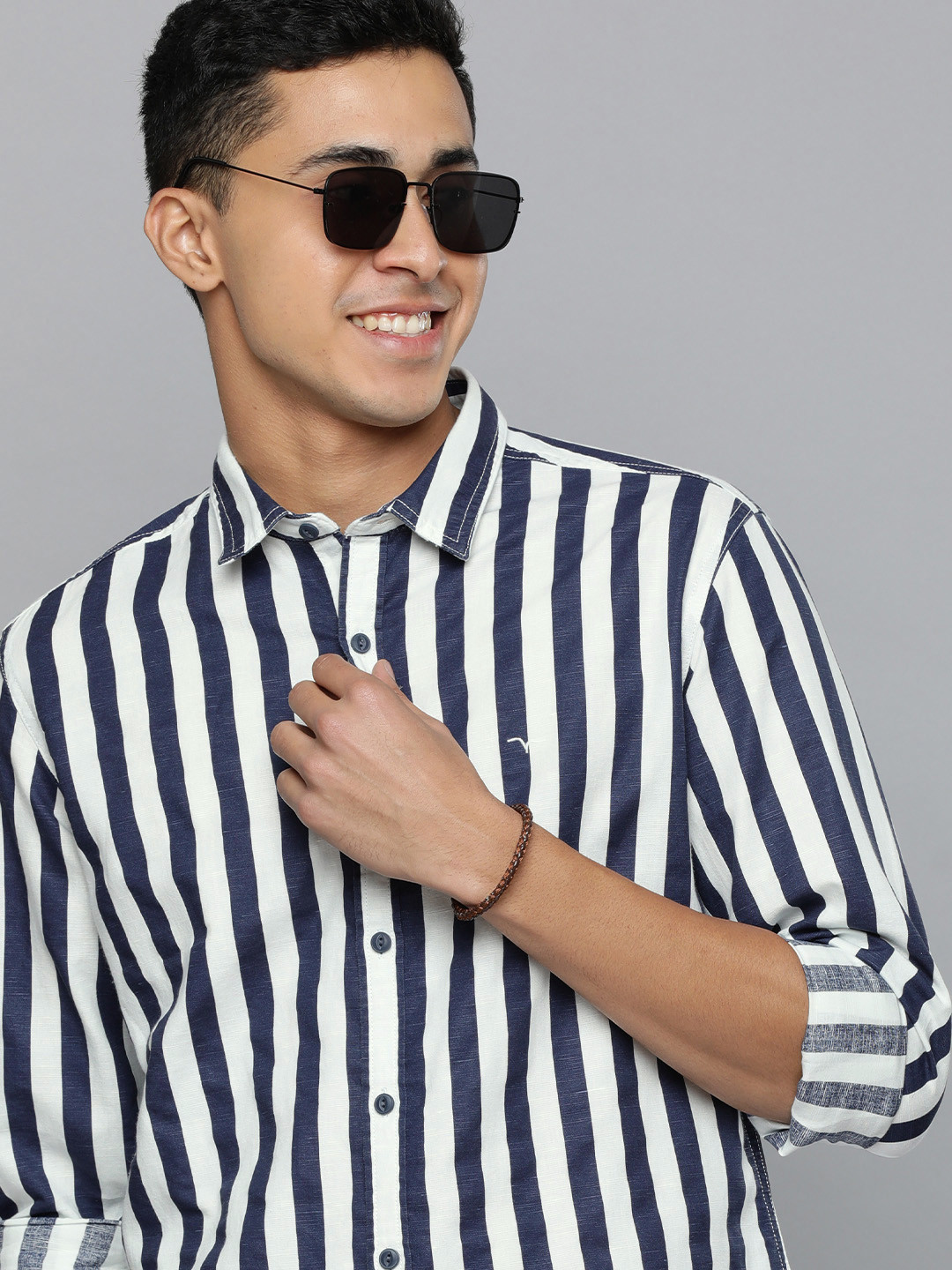 Buy Flying Machine Men Navy Blue & White Slim Fit Striped Casual Shirt ...