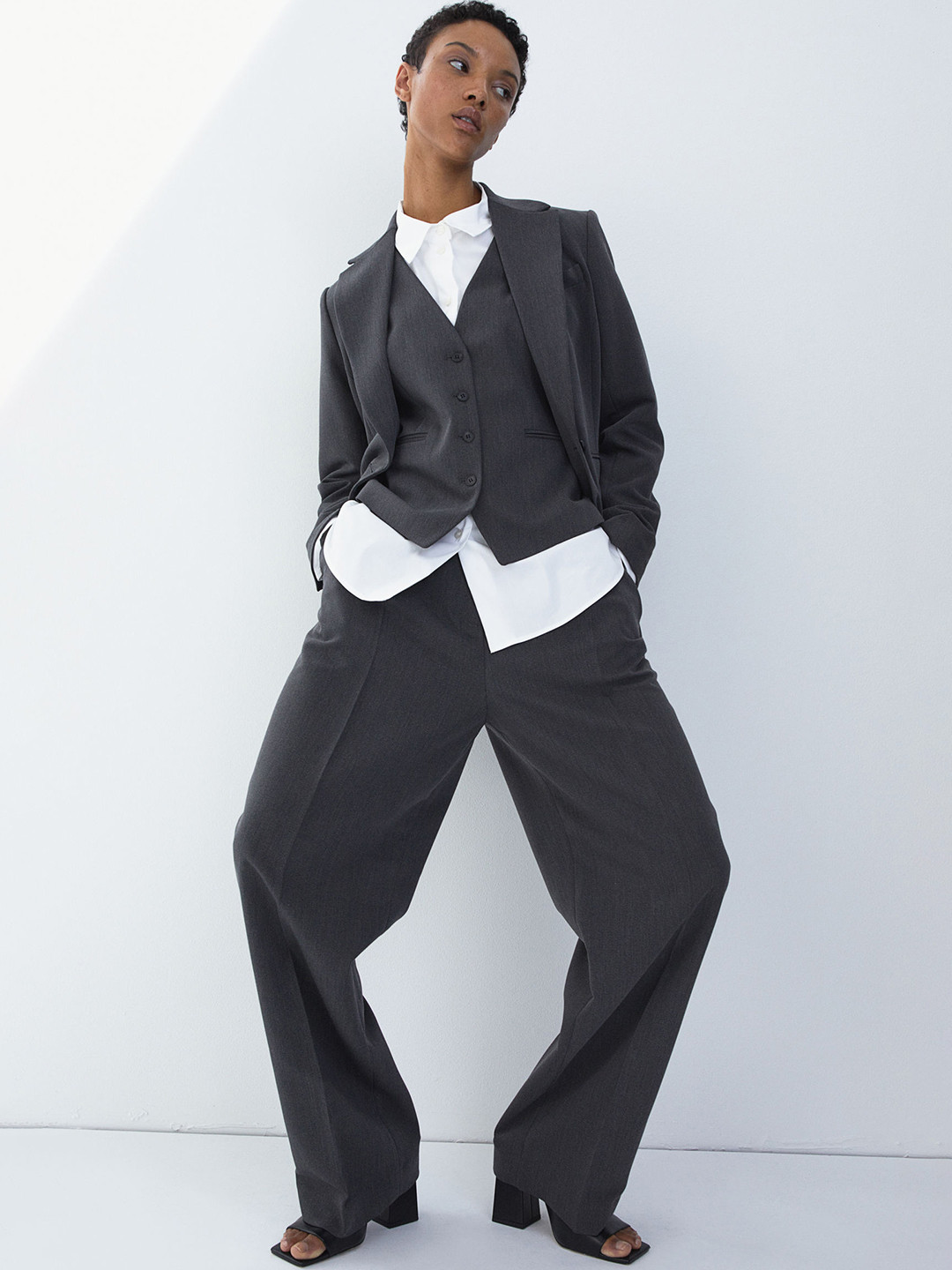 Buy H&M Women Grey High Waisted Tailored Trousers Trousers for Women