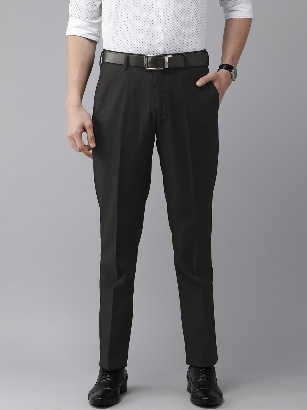 Buy Park Avenue Men Black Solid Smart Fit Mid Rise Plain Woven Flat ...
