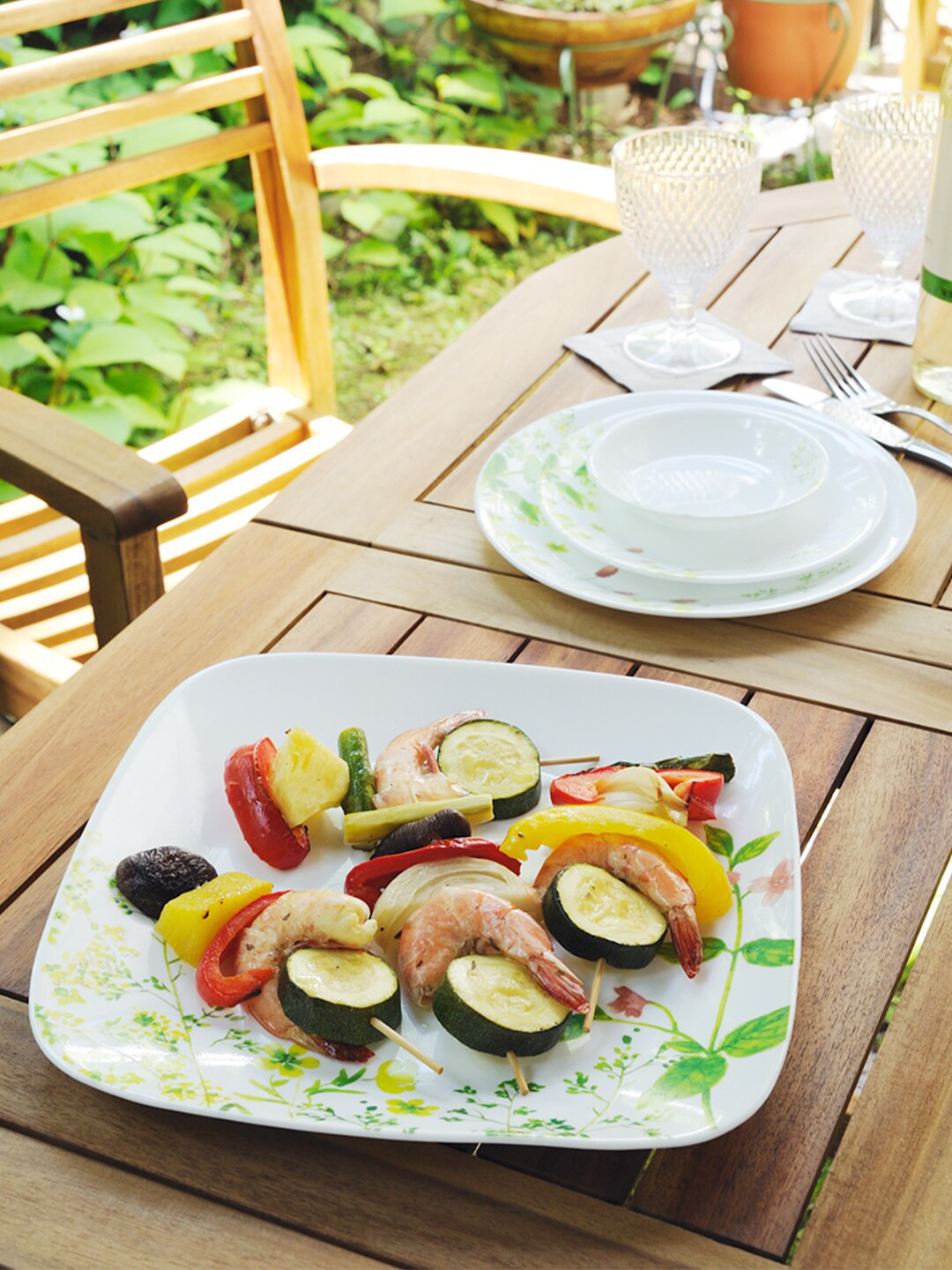 Buy Corelle White 21 Pieces Dishwasher & Microwave Safe Printed