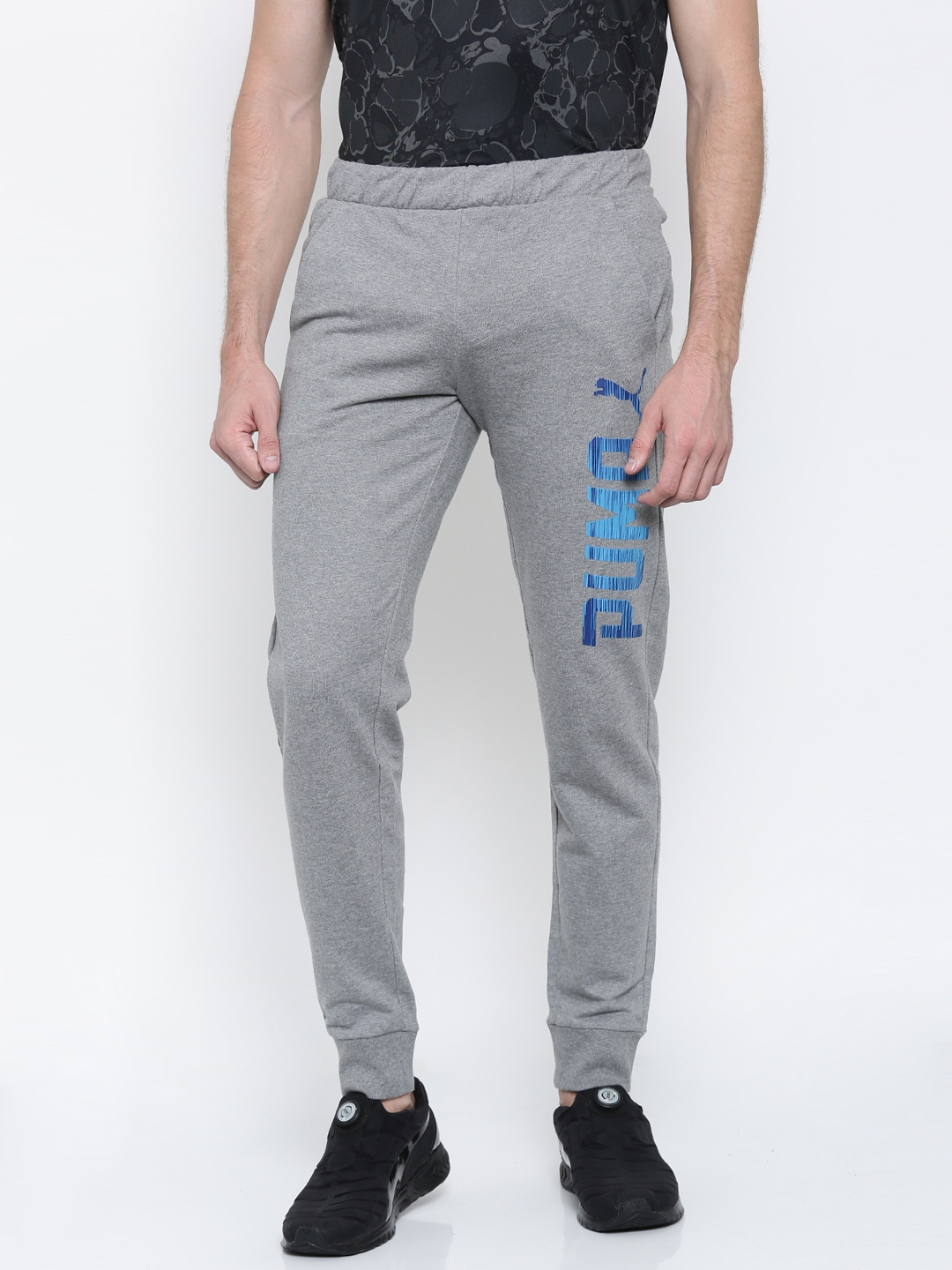 jogger pants myntra