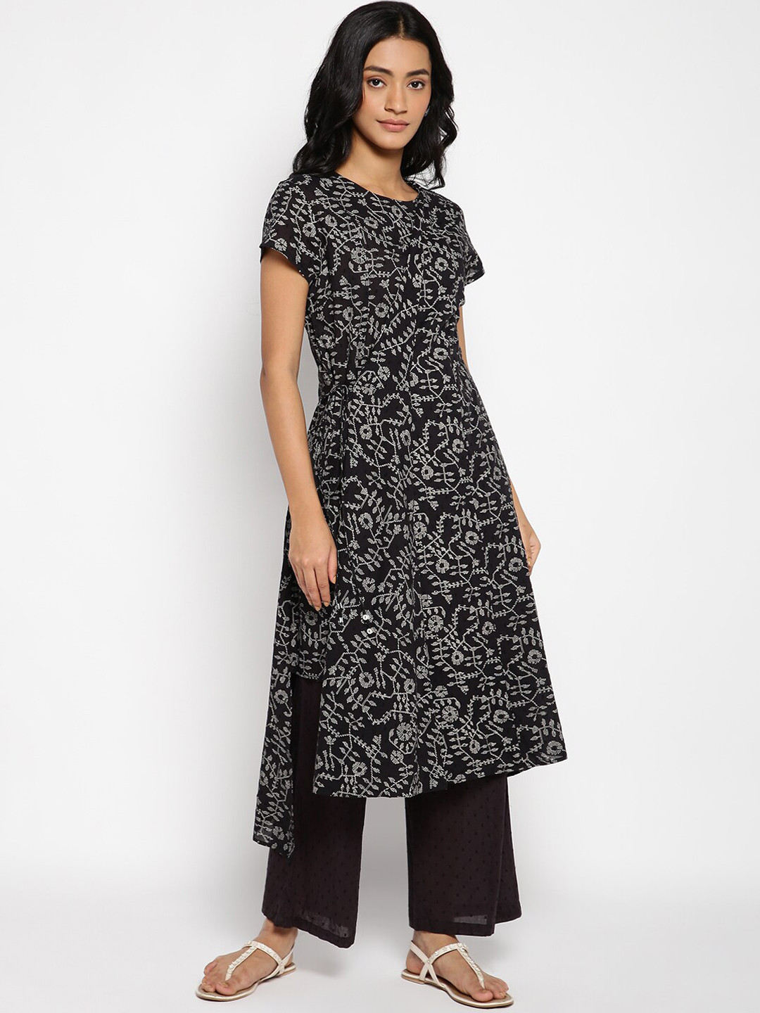 Women Black Printed Kurta Top