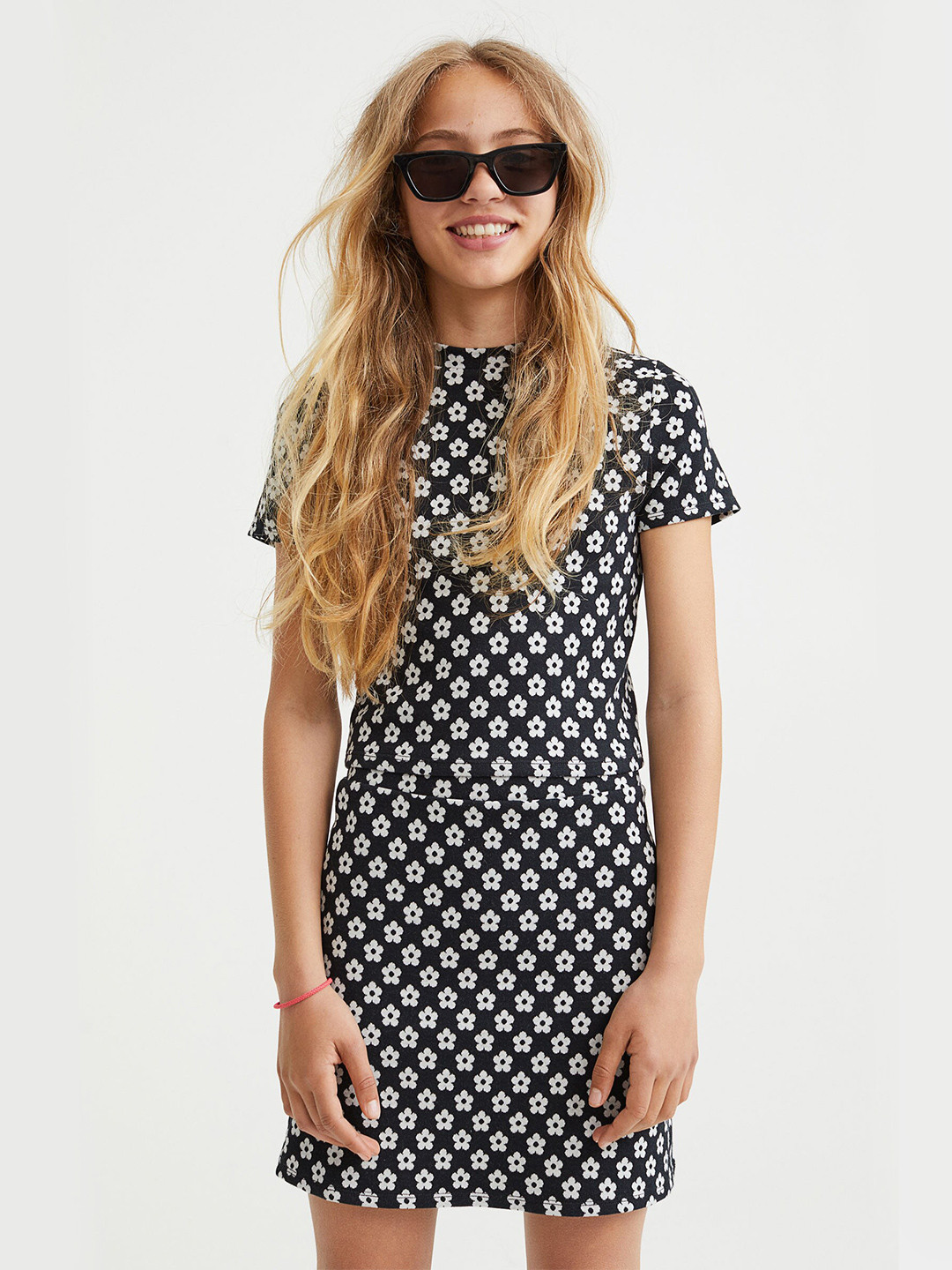Black & White Stripe Heart Mock Neck Girls Long-Sleeve Top Plus Size