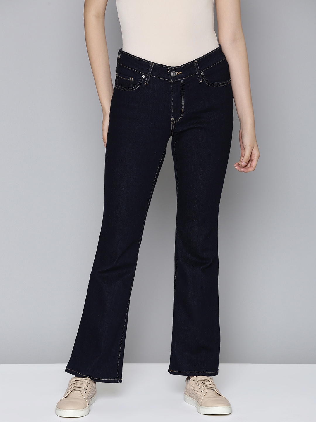 715 bootcut