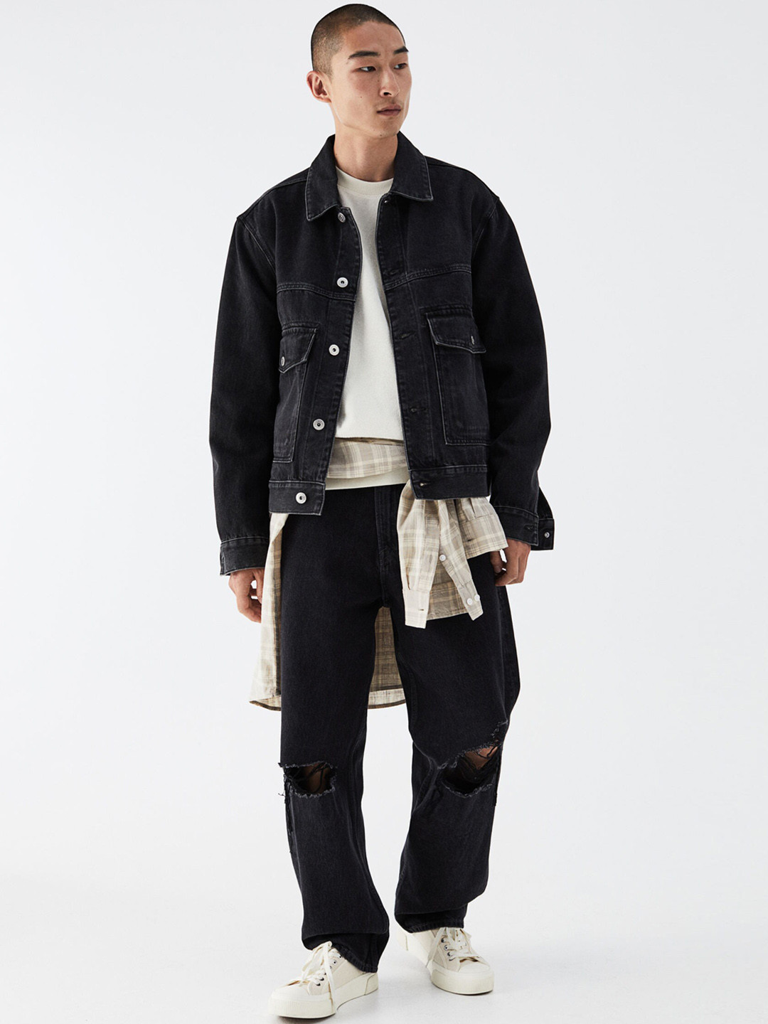 Buy H&M Men Black Loose Jeans Jeans for Men 19484702 Myntra