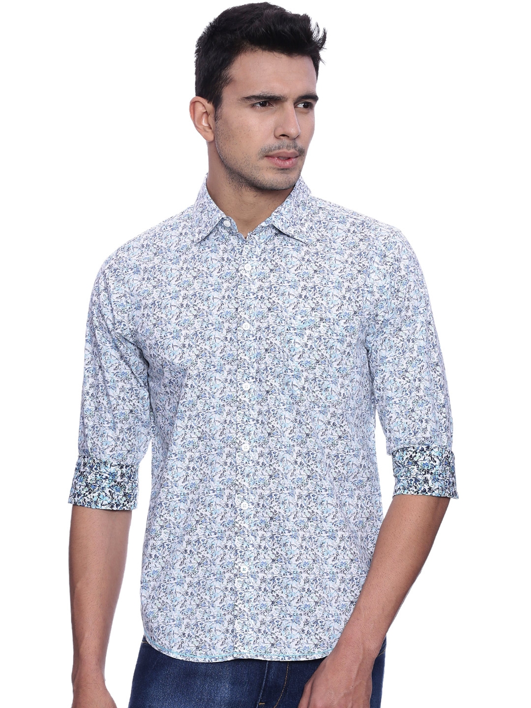 Buy Crocodile Men Blue & White Slim Fit Printed Casual Shirt - Shirts ...
