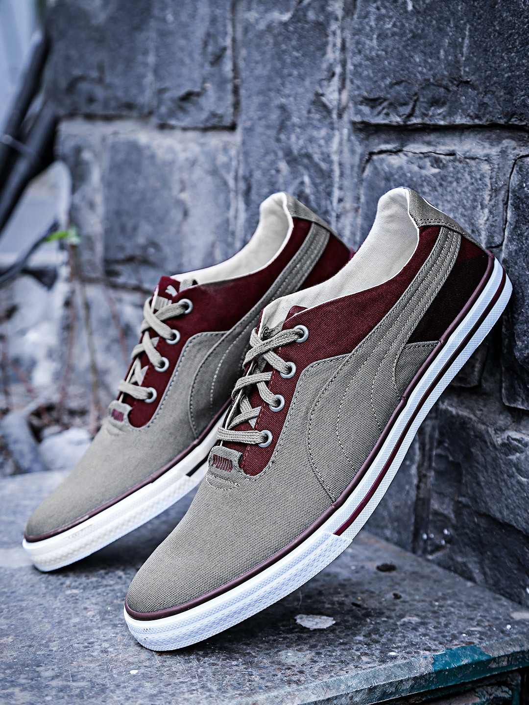 puma maroon sneakers