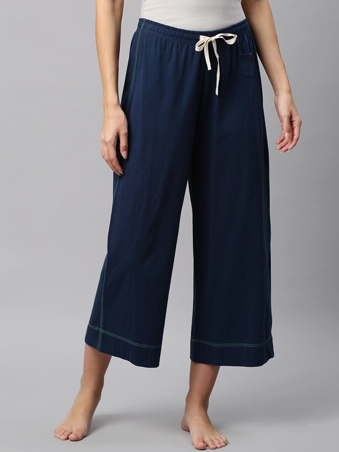 Buy Chemistry Women Navy Blue Solid Pure Cotton Cropped Lounge Pant