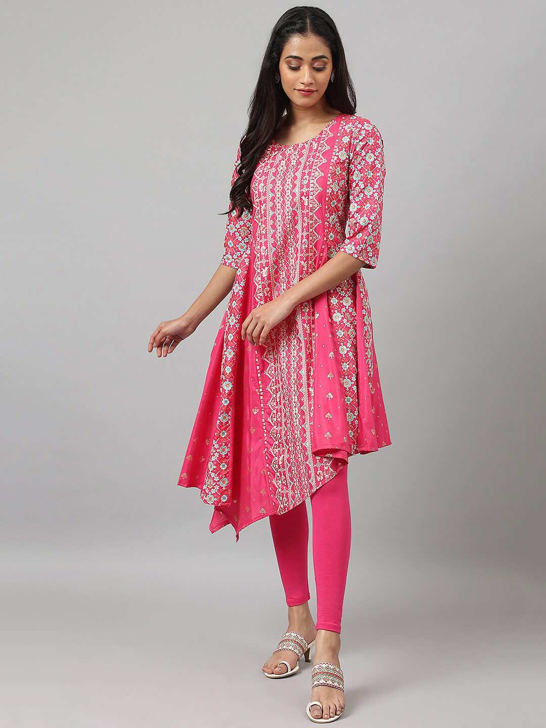 Women Pink Ethnic Motifs Ikat Kurta With Lace Work