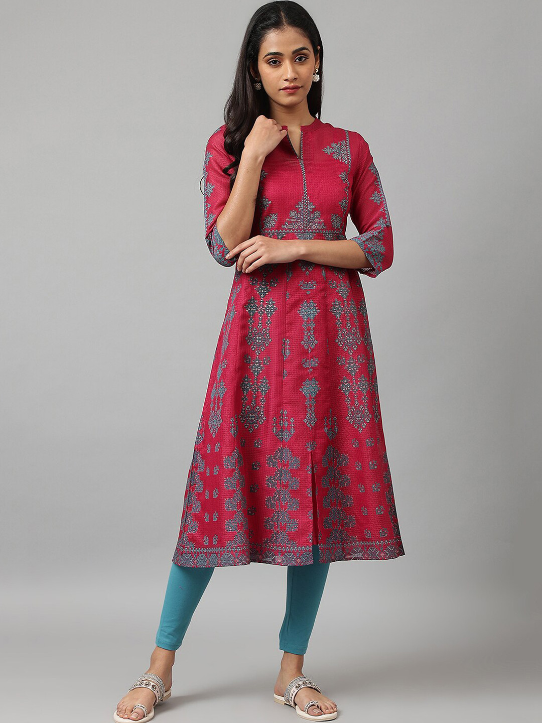 Buy W Women Red Floral Empire Thread Work Kurta With Leggings Kurta