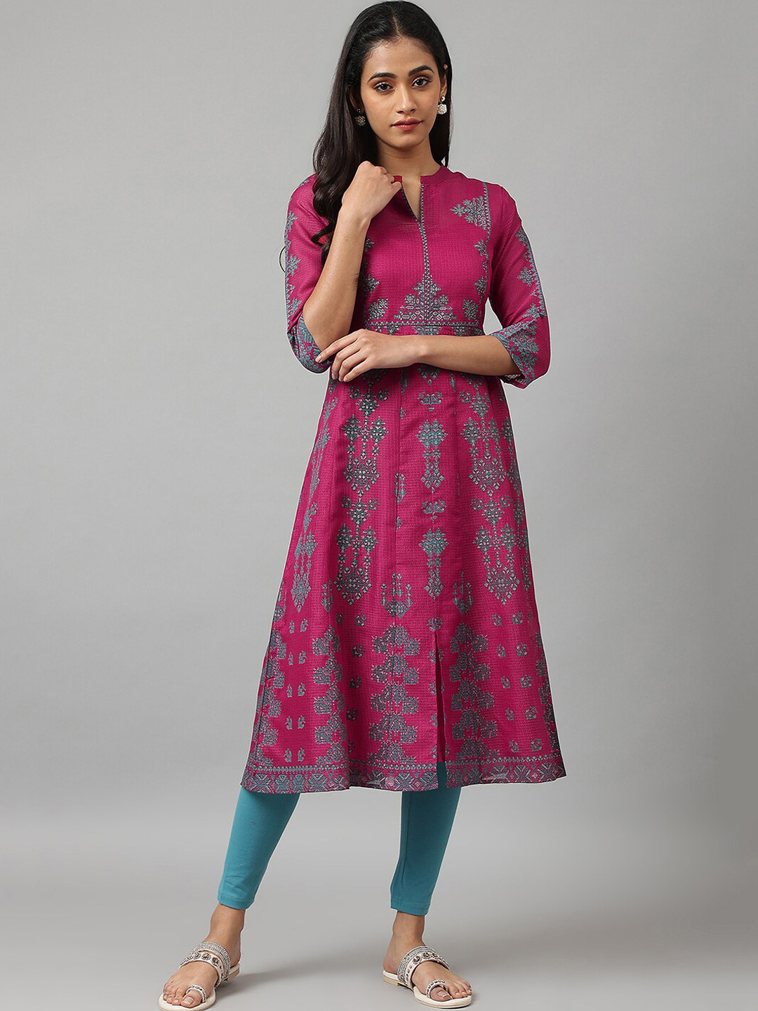 Buy W Women Red Floral Empire Thread Work Kurta With Leggings Kurta
