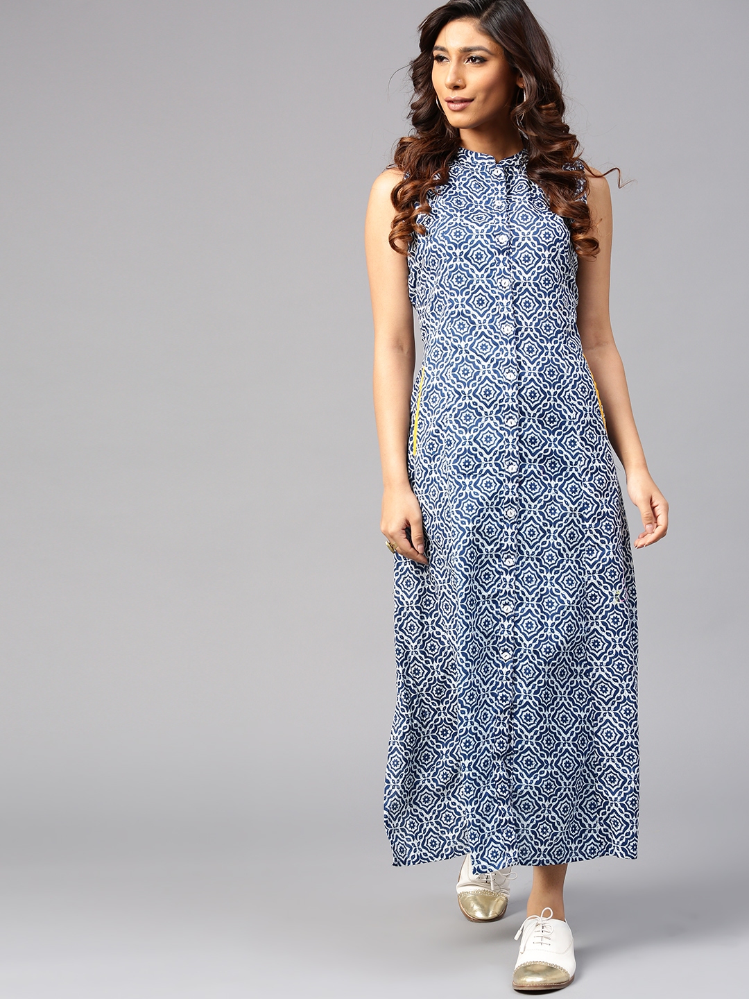 Buy AKS Women Blue & White Printed Maxi Dress - Dresses for Women 1975577 | Myntra