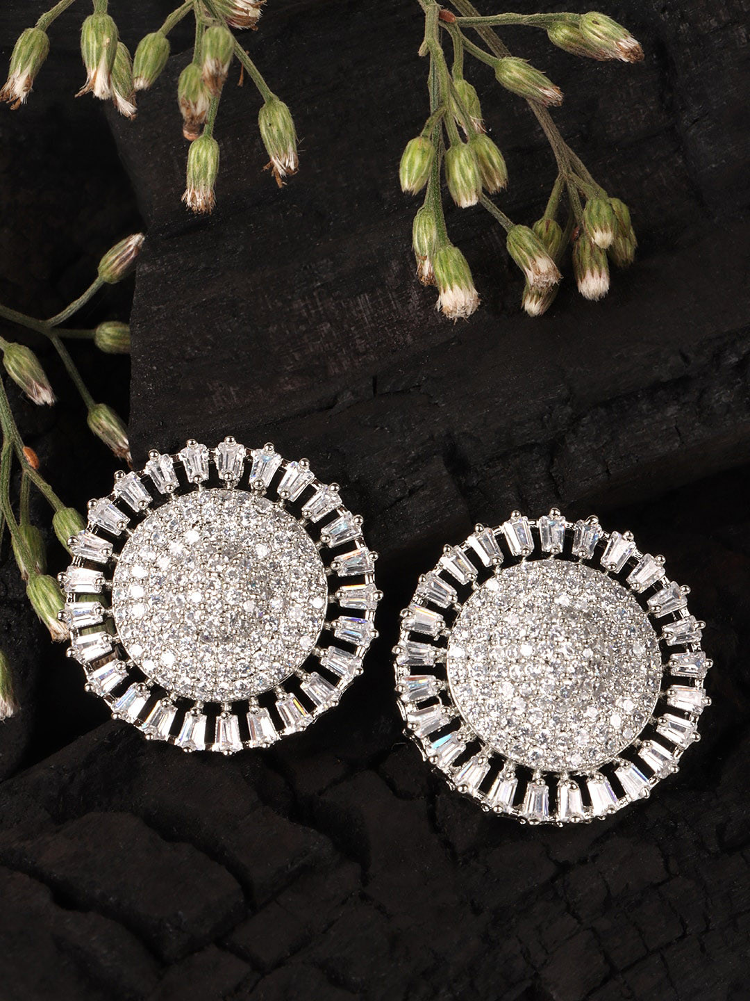 Myntra earrings studs clearance