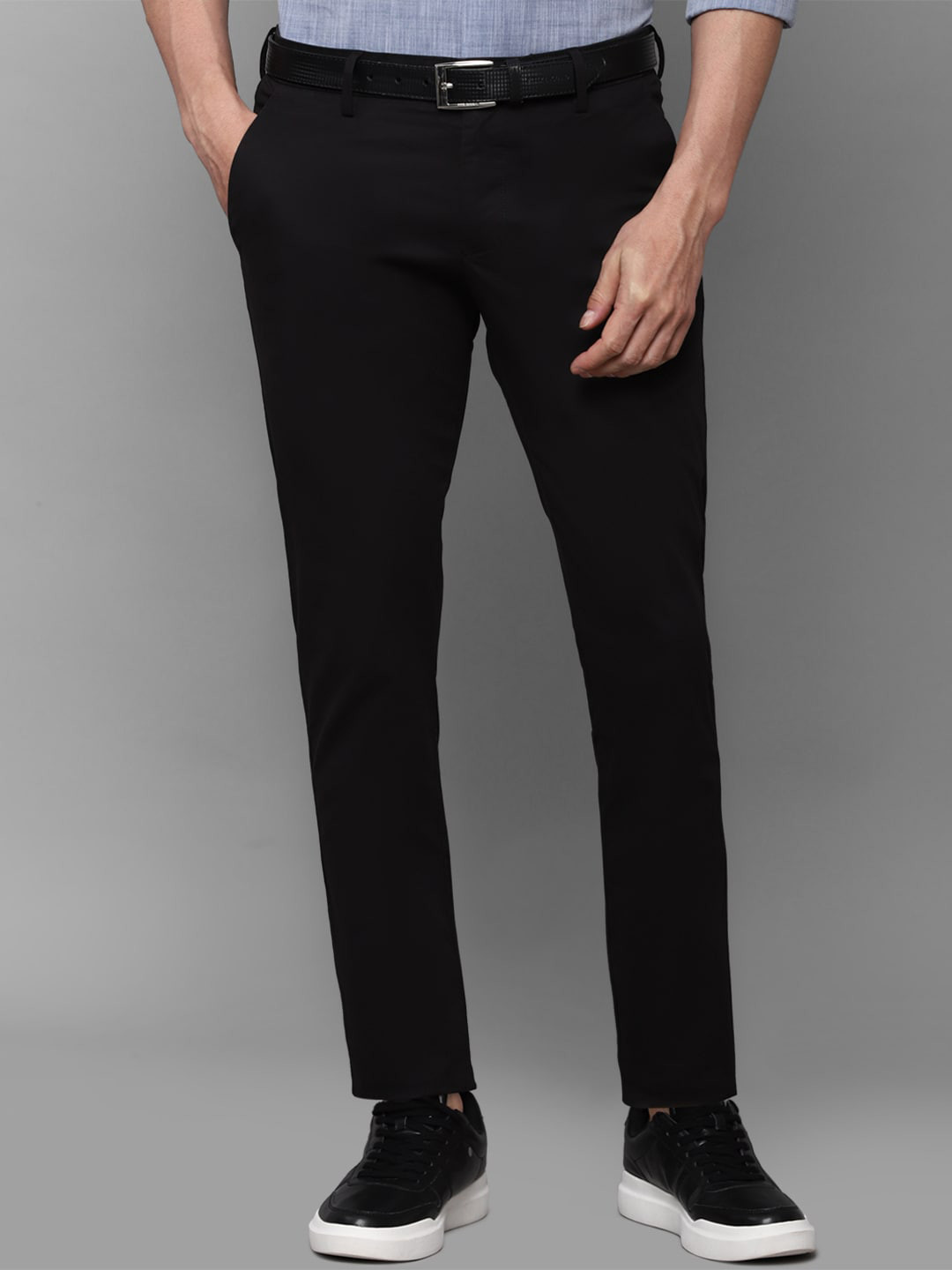 Buy Allen Solly Men Black Solid Slim Fit Mid Rise Trouser - Trousers ...